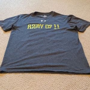 Under Armour Loose Tee Shirt Size Small